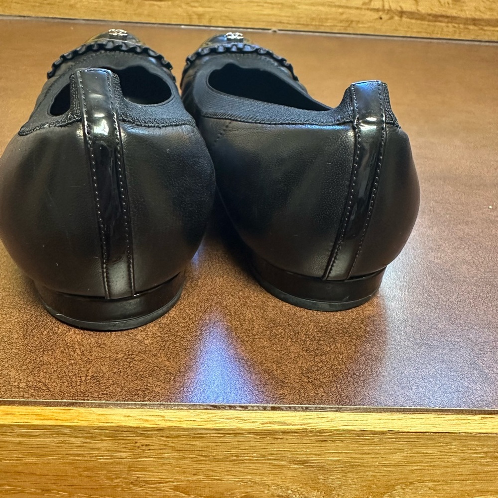 Chanel black ballet flats - Picture 4 of 11